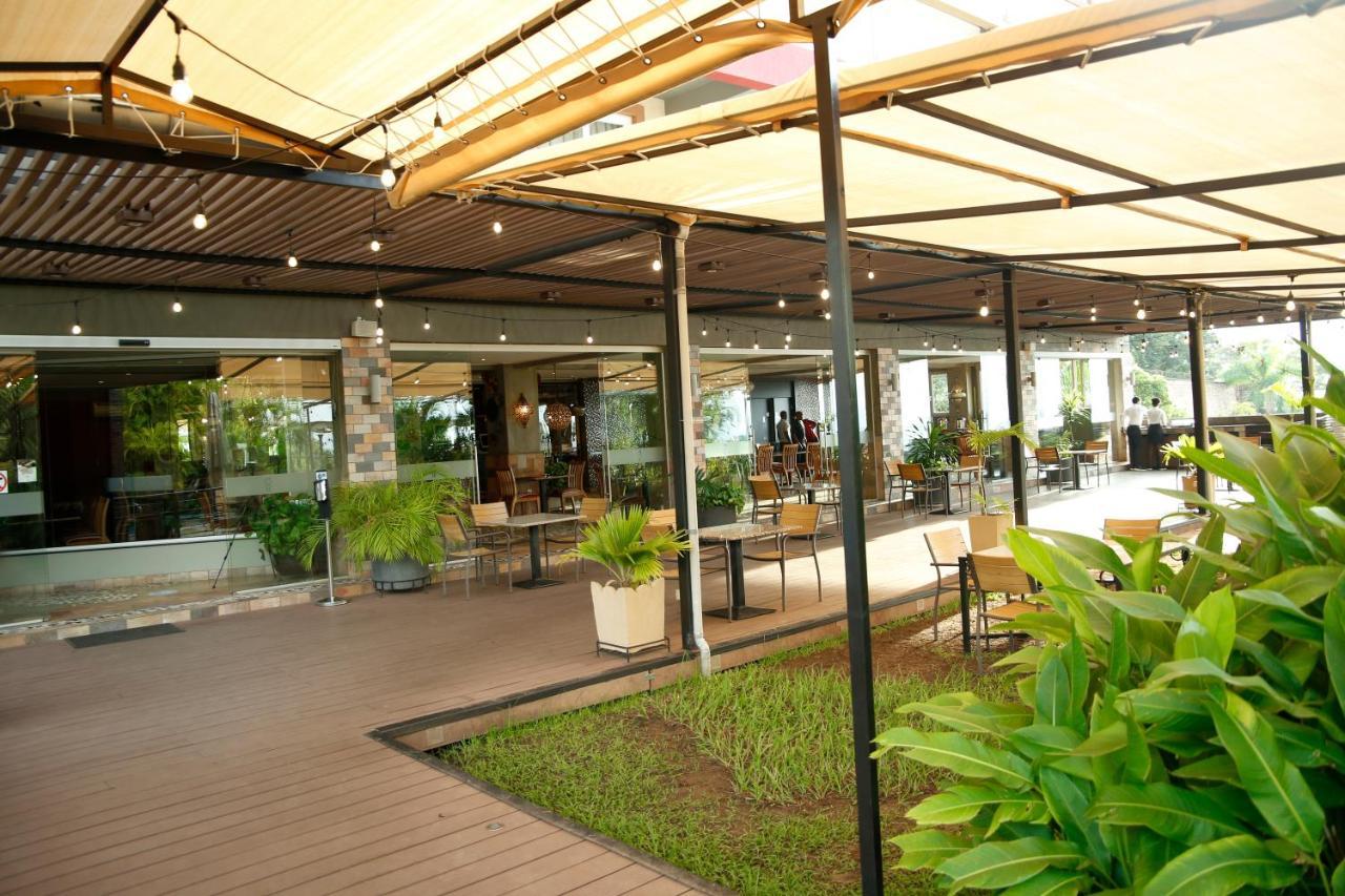 Kiriri Garden Hotel Bujumbura Buitenkant foto